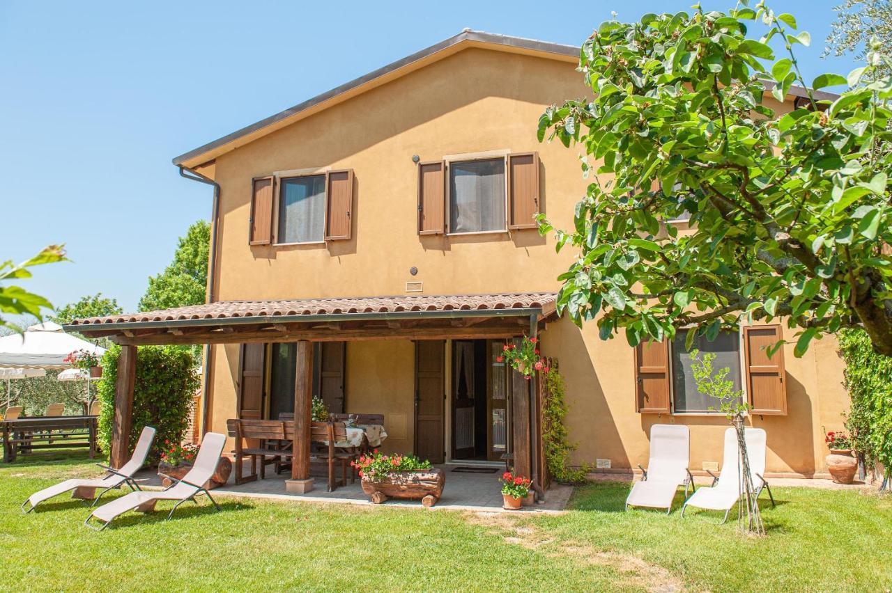Agriturismo Le Dolci Colline Valfabbrica Exteriör bild