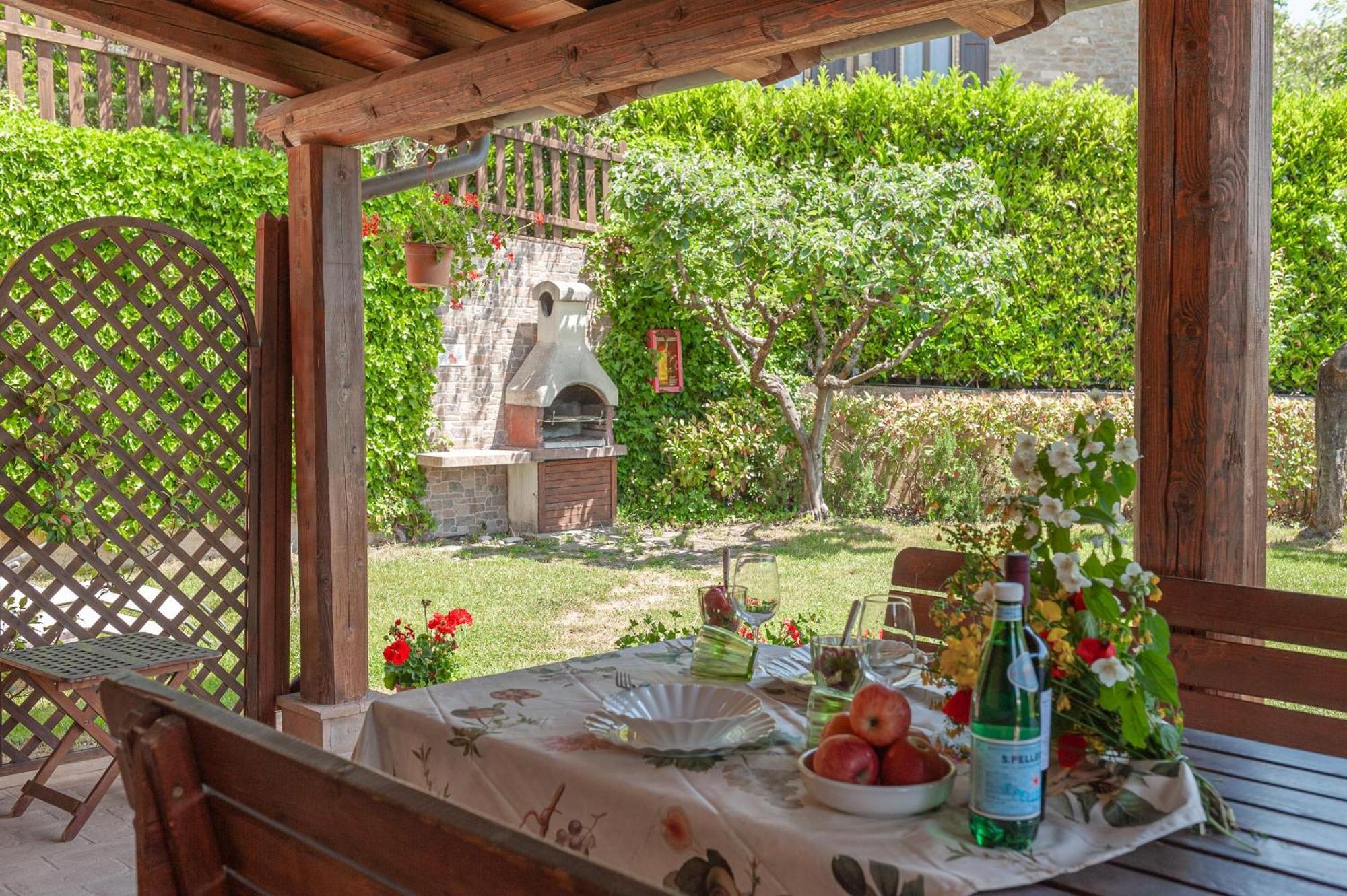 Agriturismo Le Dolci Colline Valfabbrica Rum bild